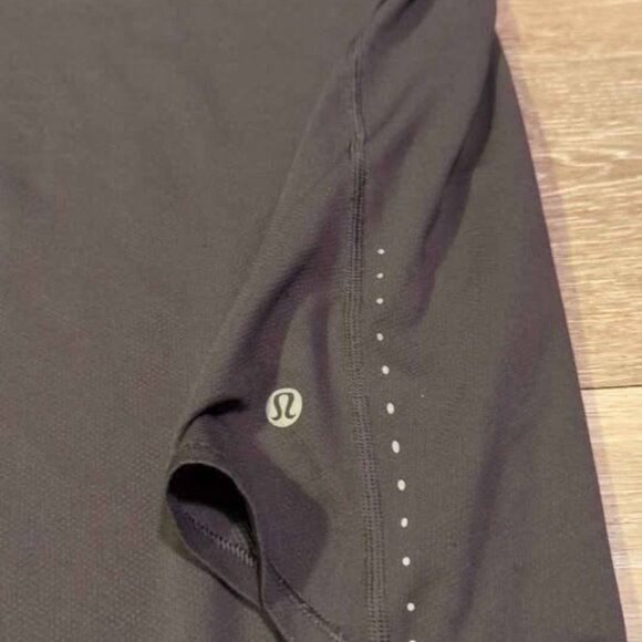 Lululemon top size 2x top - Picture 4 of 5
